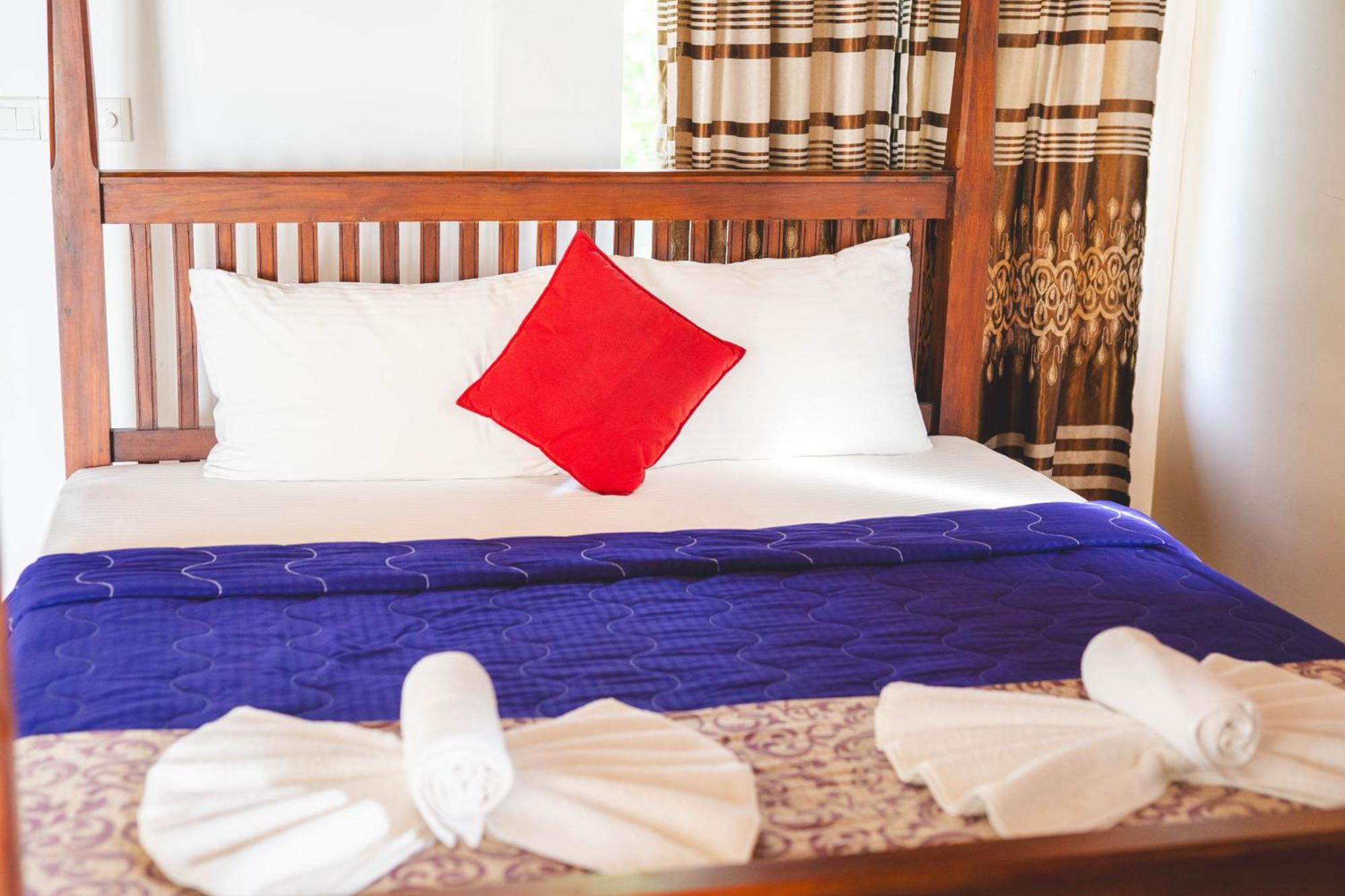Harmony Beach Resort Tangalle Exterior photo