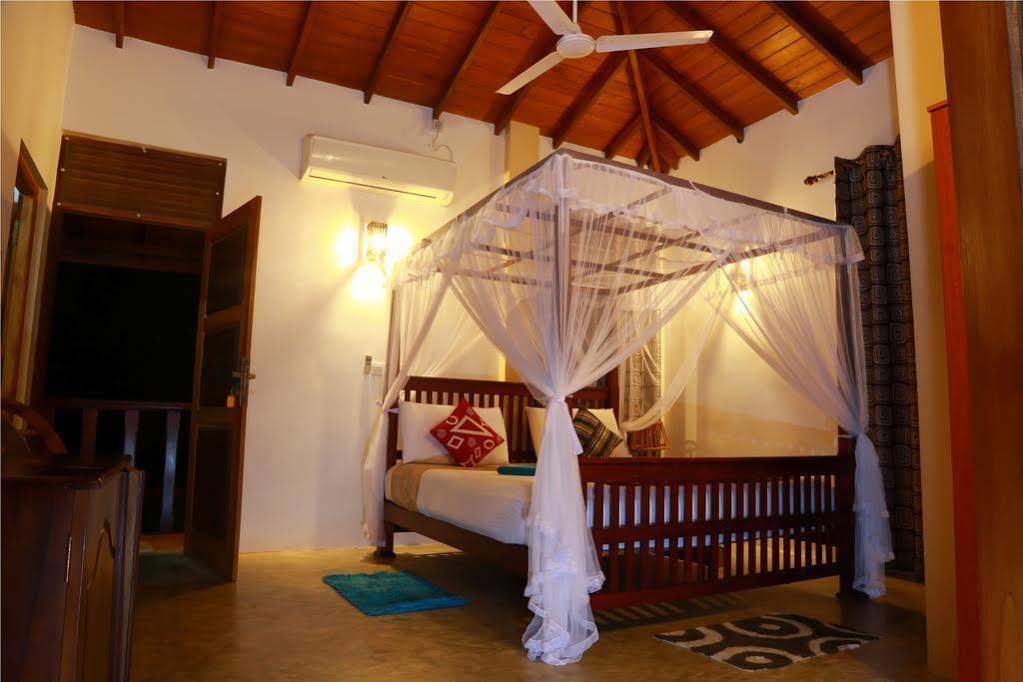 Harmony Beach Resort Tangalle Exterior photo